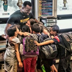 Meet your Posher, Ray